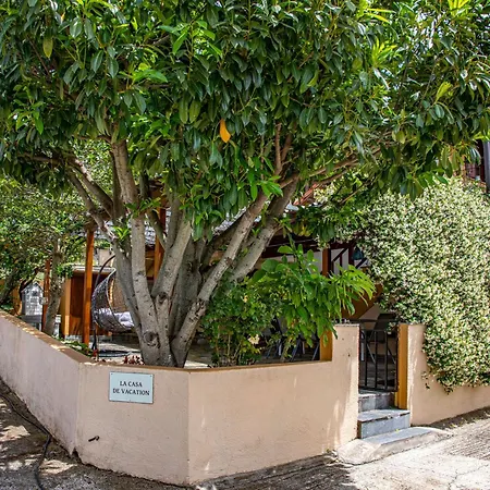 La Casa De Vacation Holiday home Lafkos